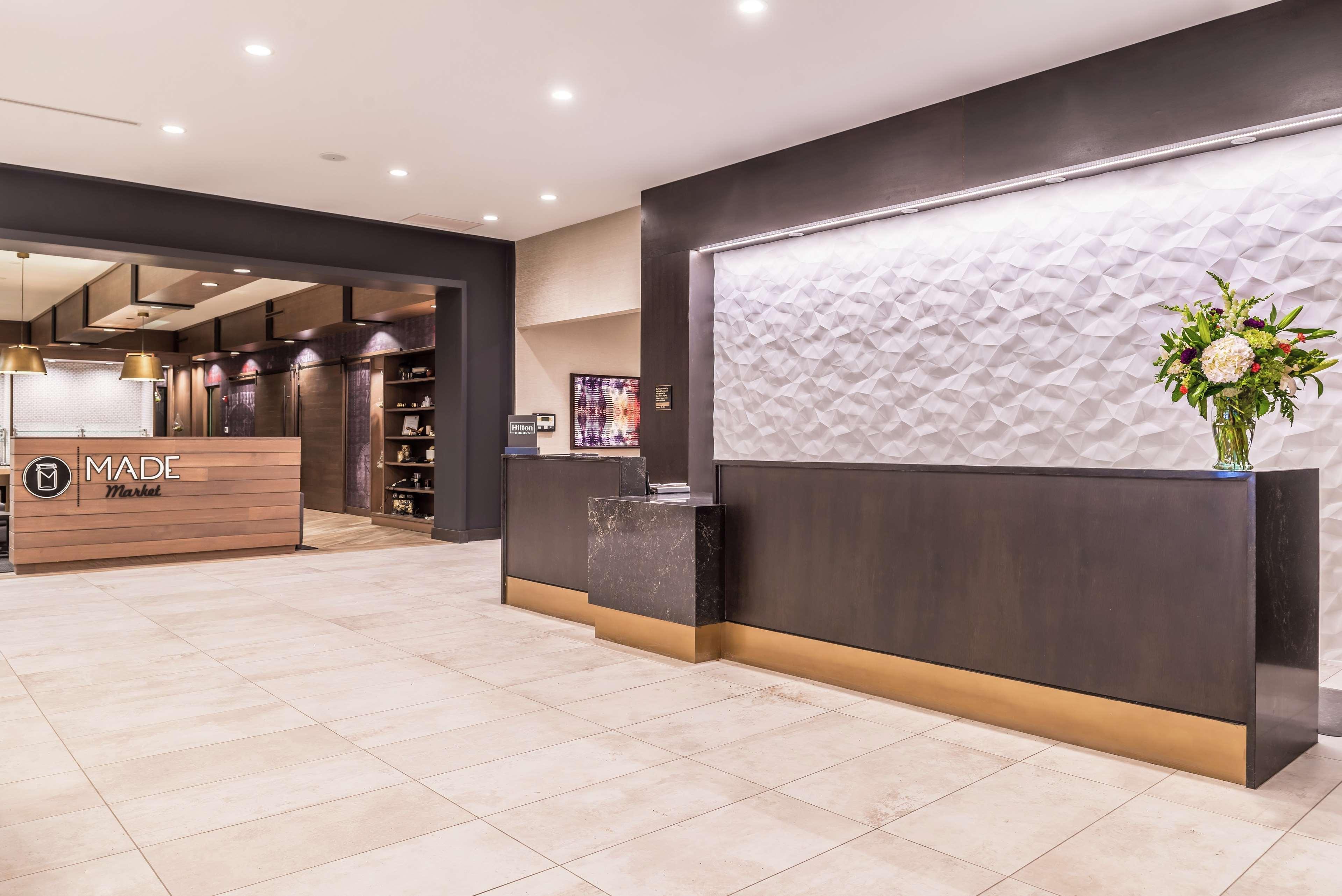 Doubletree By Hilton Lafayette East Hotel Ngoại thất bức ảnh