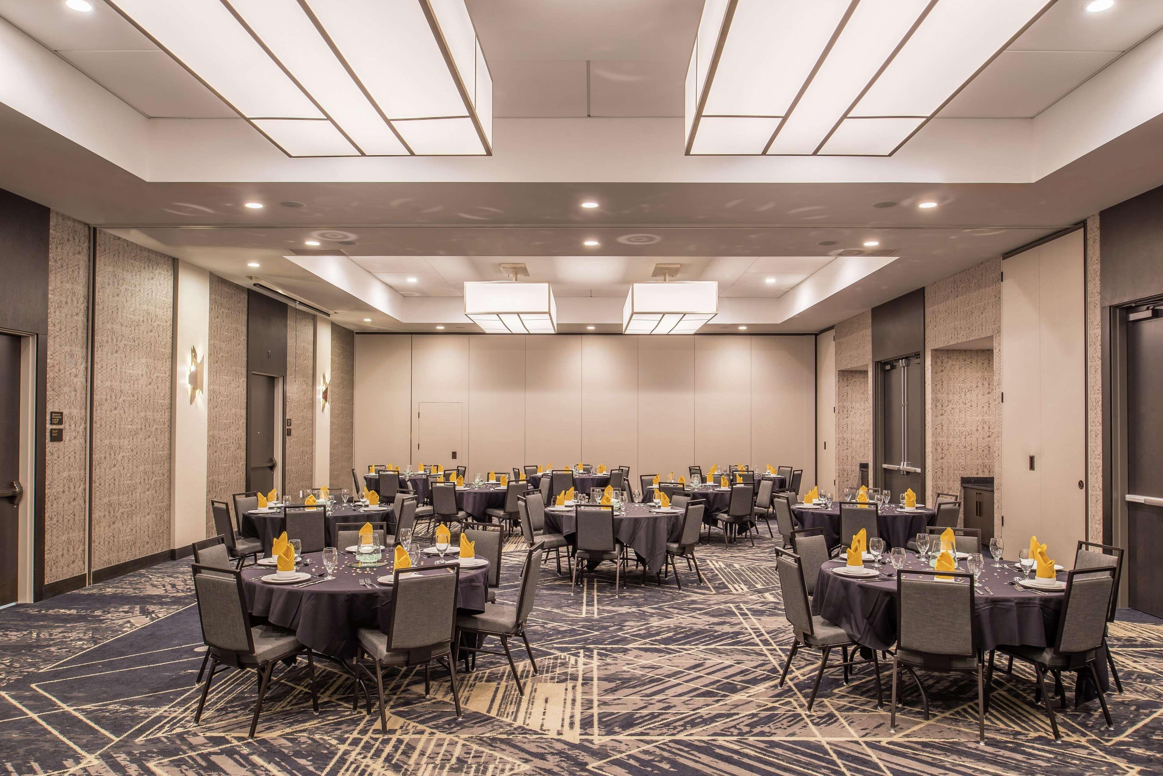 Doubletree By Hilton Lafayette East Hotel Ngoại thất bức ảnh