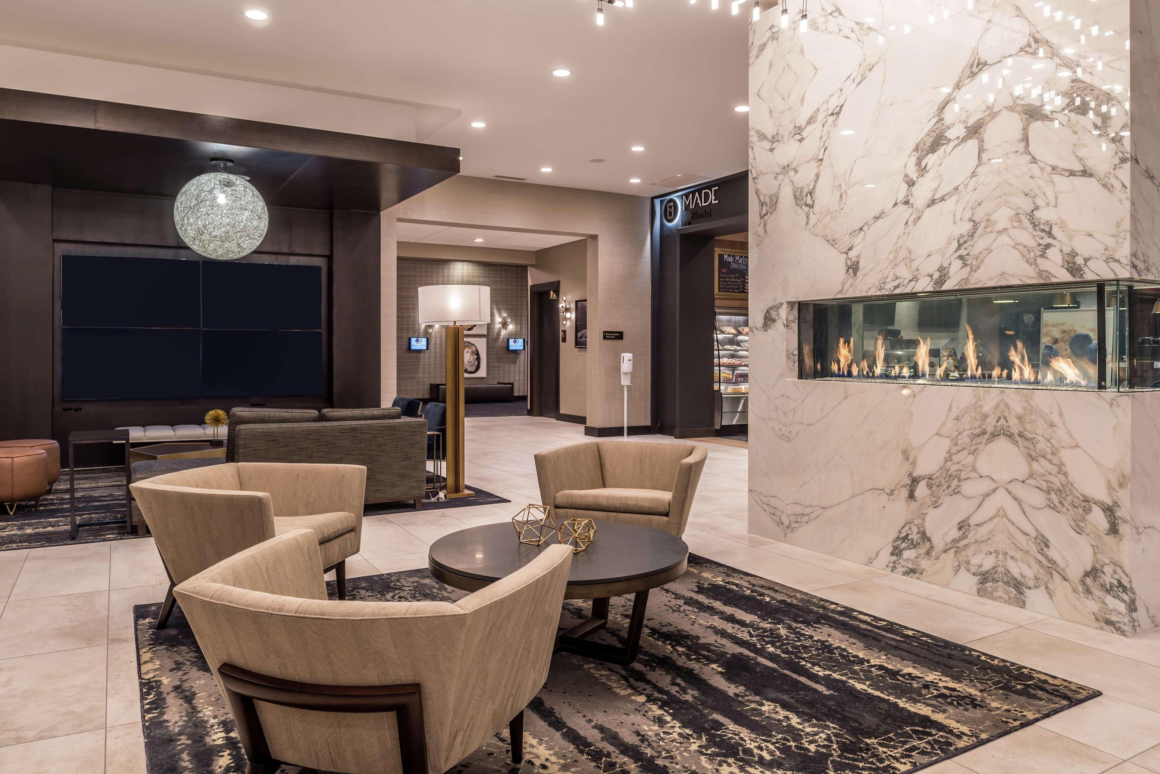 Doubletree By Hilton Lafayette East Hotel Ngoại thất bức ảnh