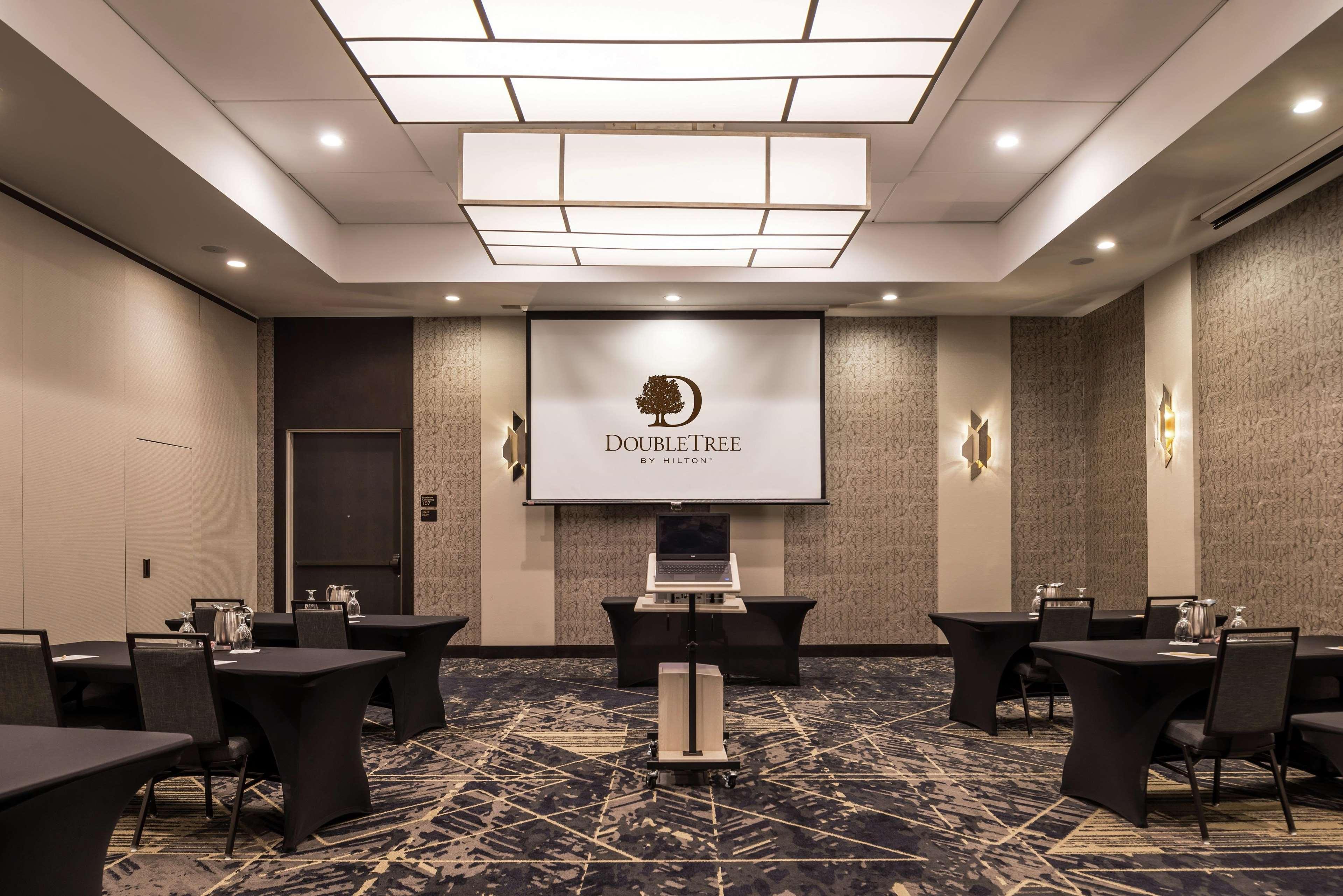 Doubletree By Hilton Lafayette East Hotel Ngoại thất bức ảnh