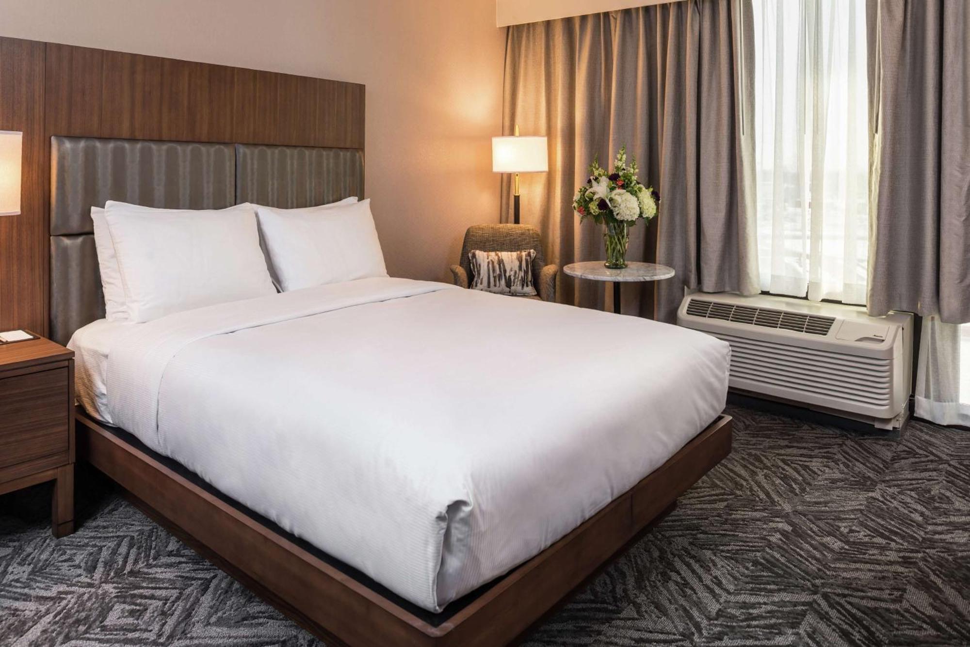 Doubletree By Hilton Lafayette East Hotel Ngoại thất bức ảnh